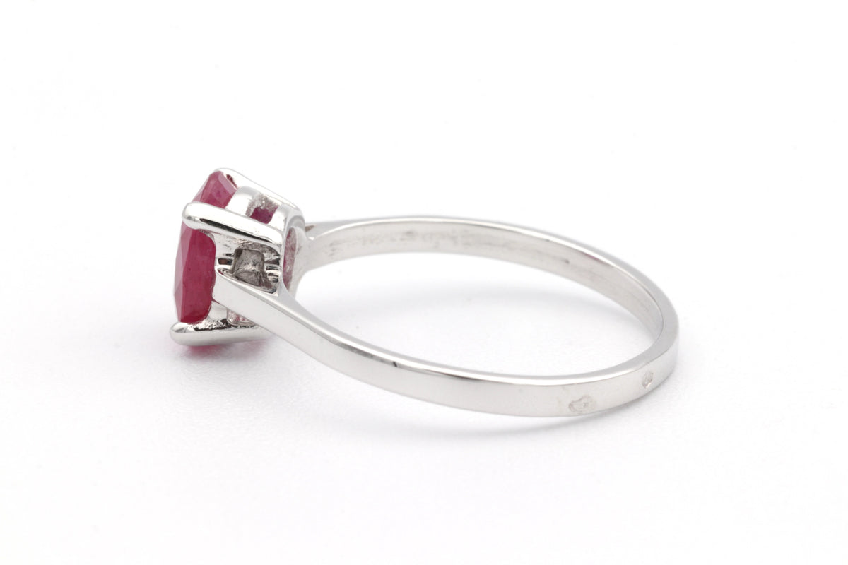 Bague Solitaire en or blanc et rubis
