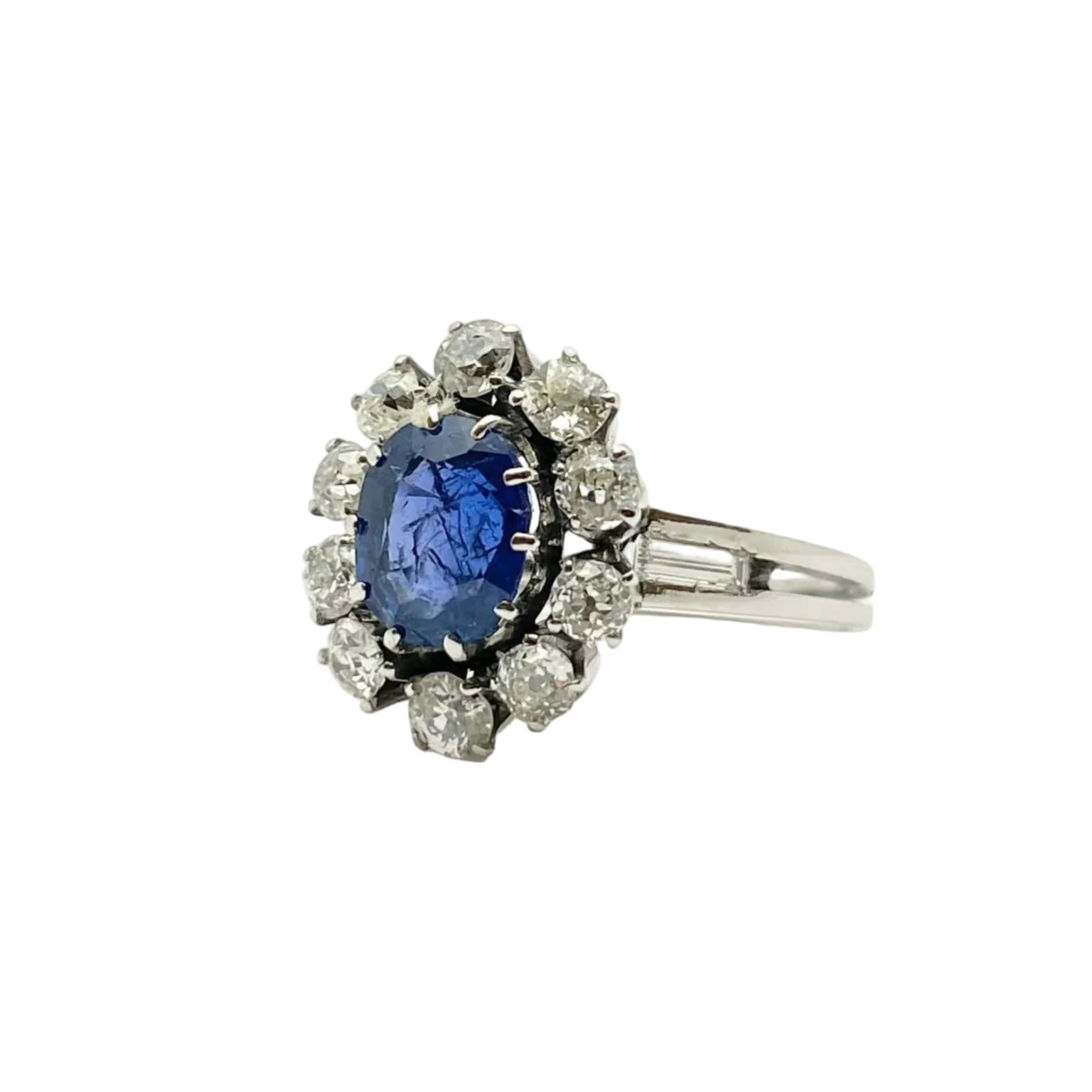 Bague Marguerite en or blanc, saphir et diamants