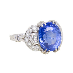 Bague en platine, saphir et diamants