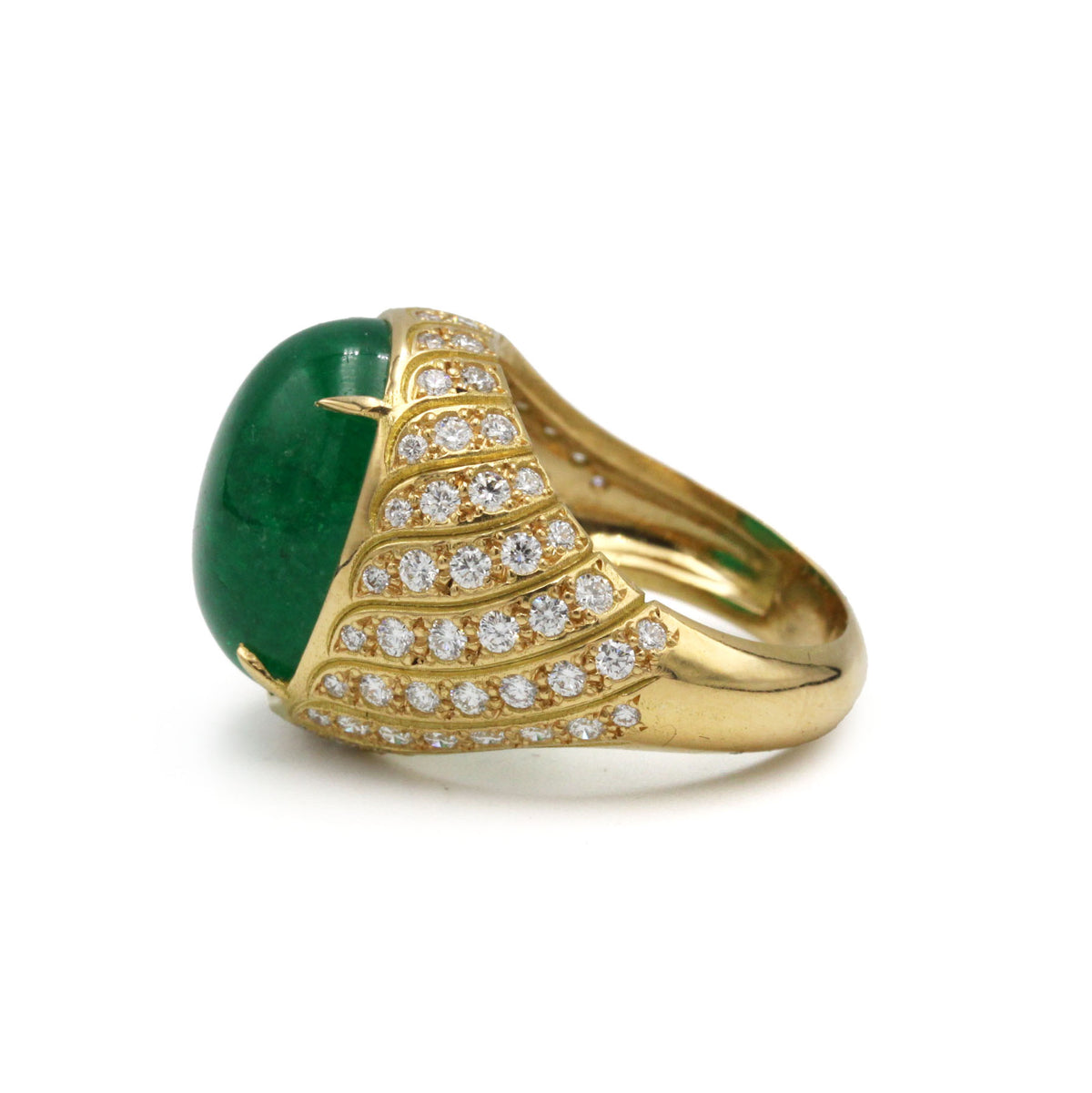 Bague Dôme en or jaune, émeraude et diamants