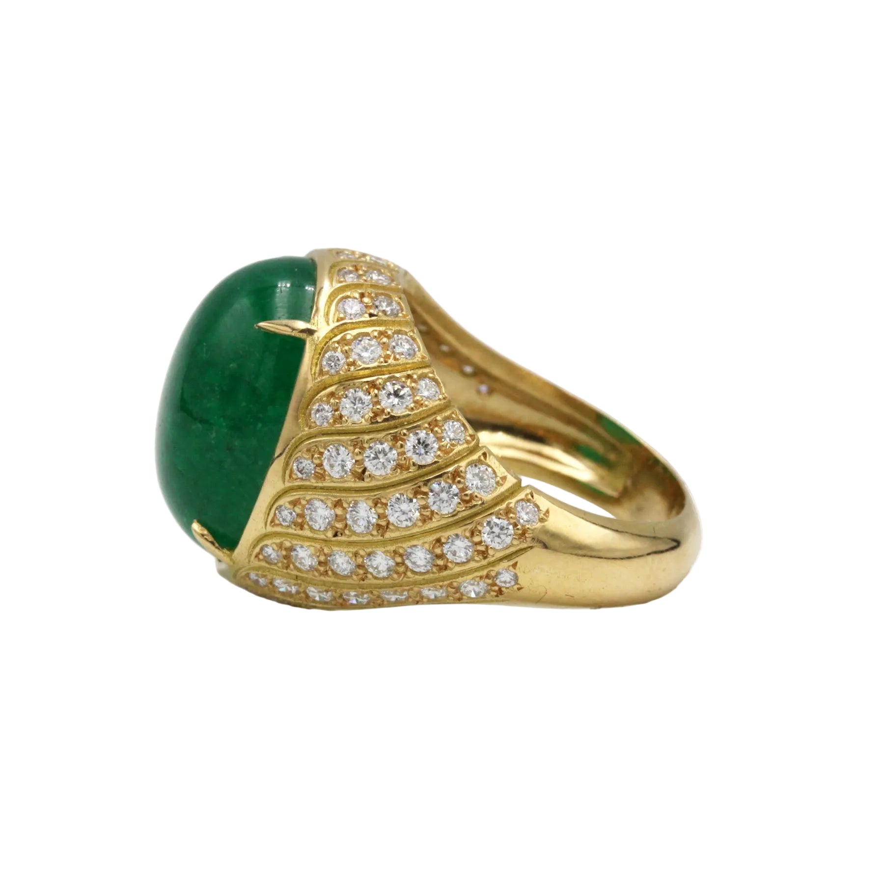 Bague Dôme en or jaune, émeraude et diamants