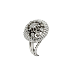 Bague Entourage en or blanc et diamants