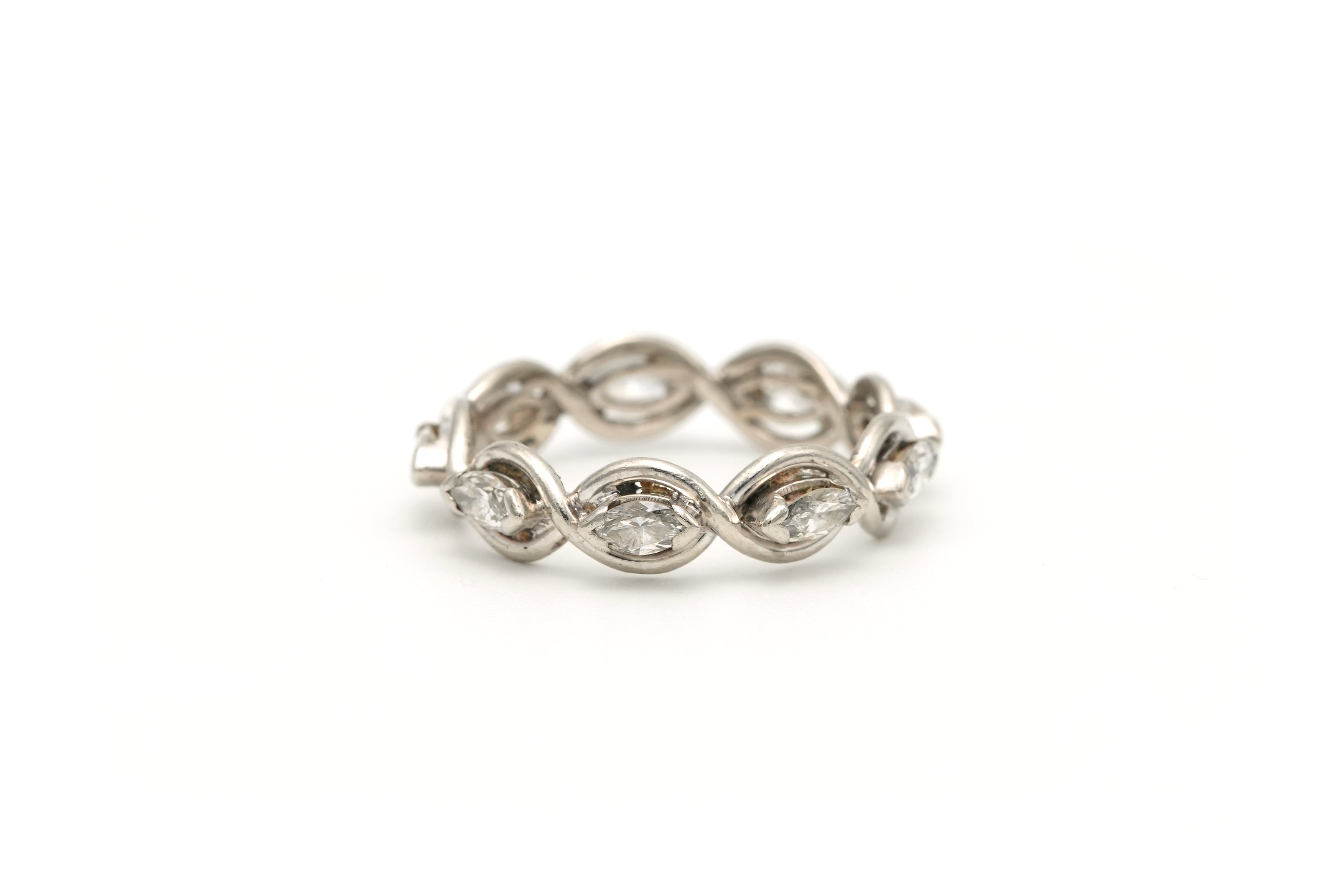 Bague Alliance en blanc, or jaune et diamants