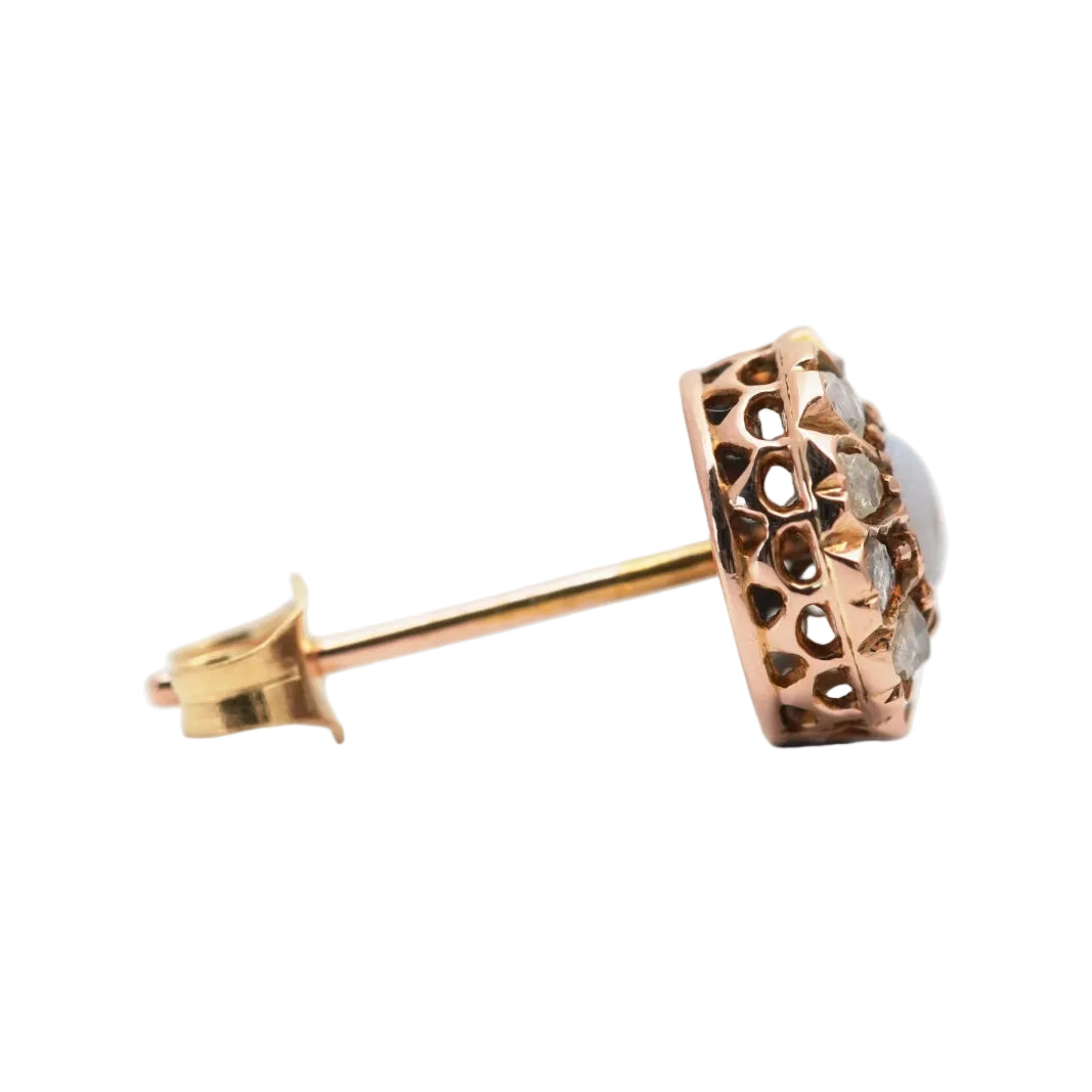 Boucles d'oreilles Puces en or jaune, opales et diamants