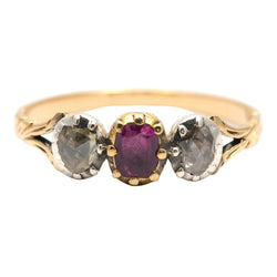 Bague Trilogie en or jaune, rubis et diamants