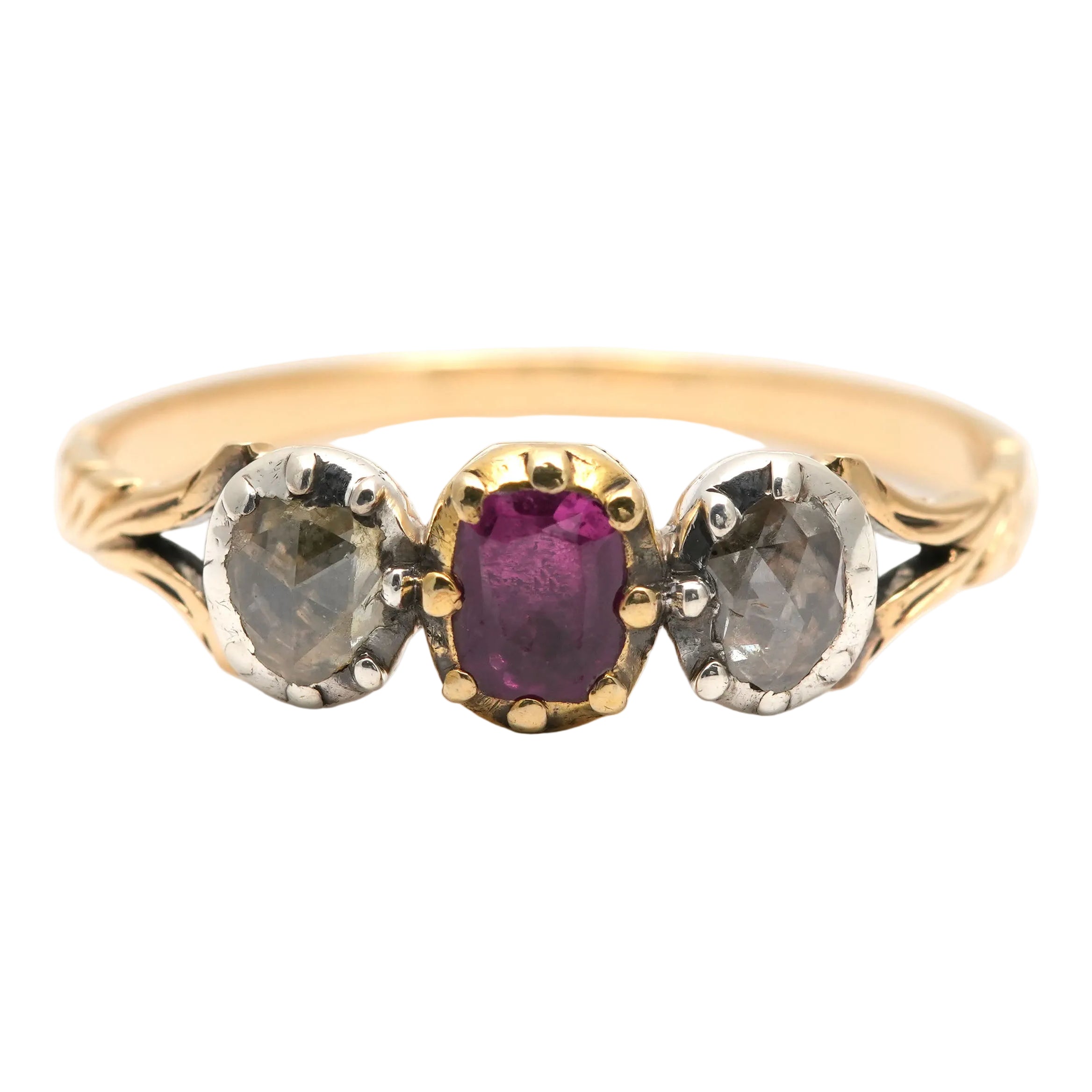 Bague Trilogie en or jaune, rubis et diamants