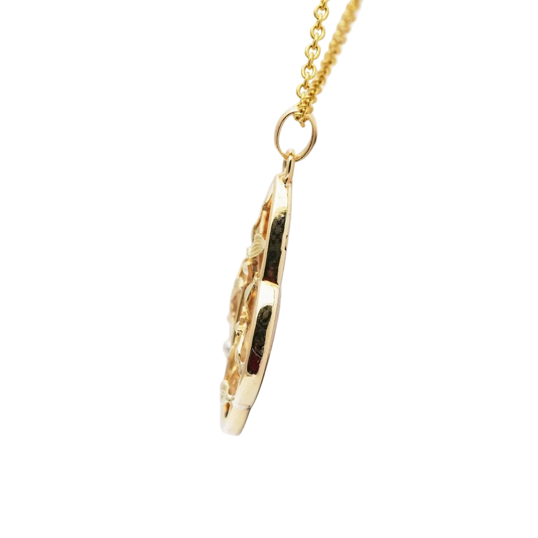Pendentif en or jaune et perles