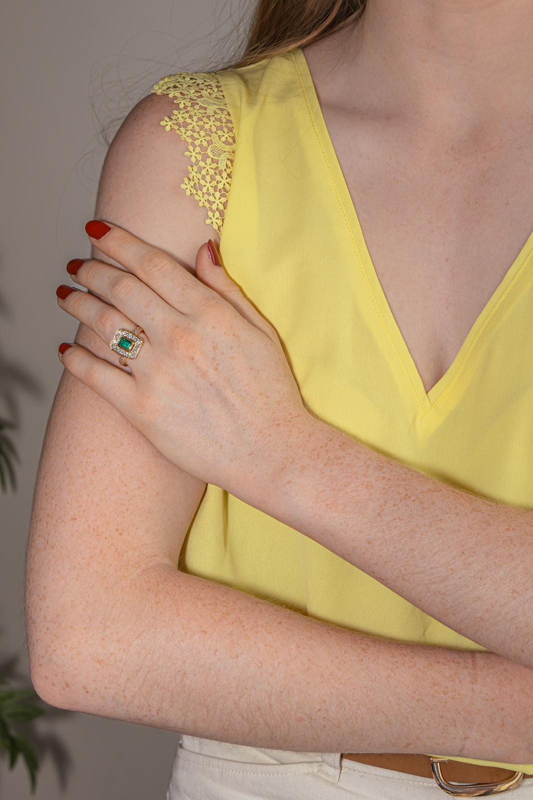 Bague Or jaune Emeraude