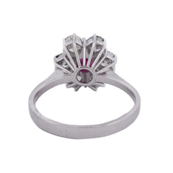 Bague Marguerite en or blanc, rubis et diamants