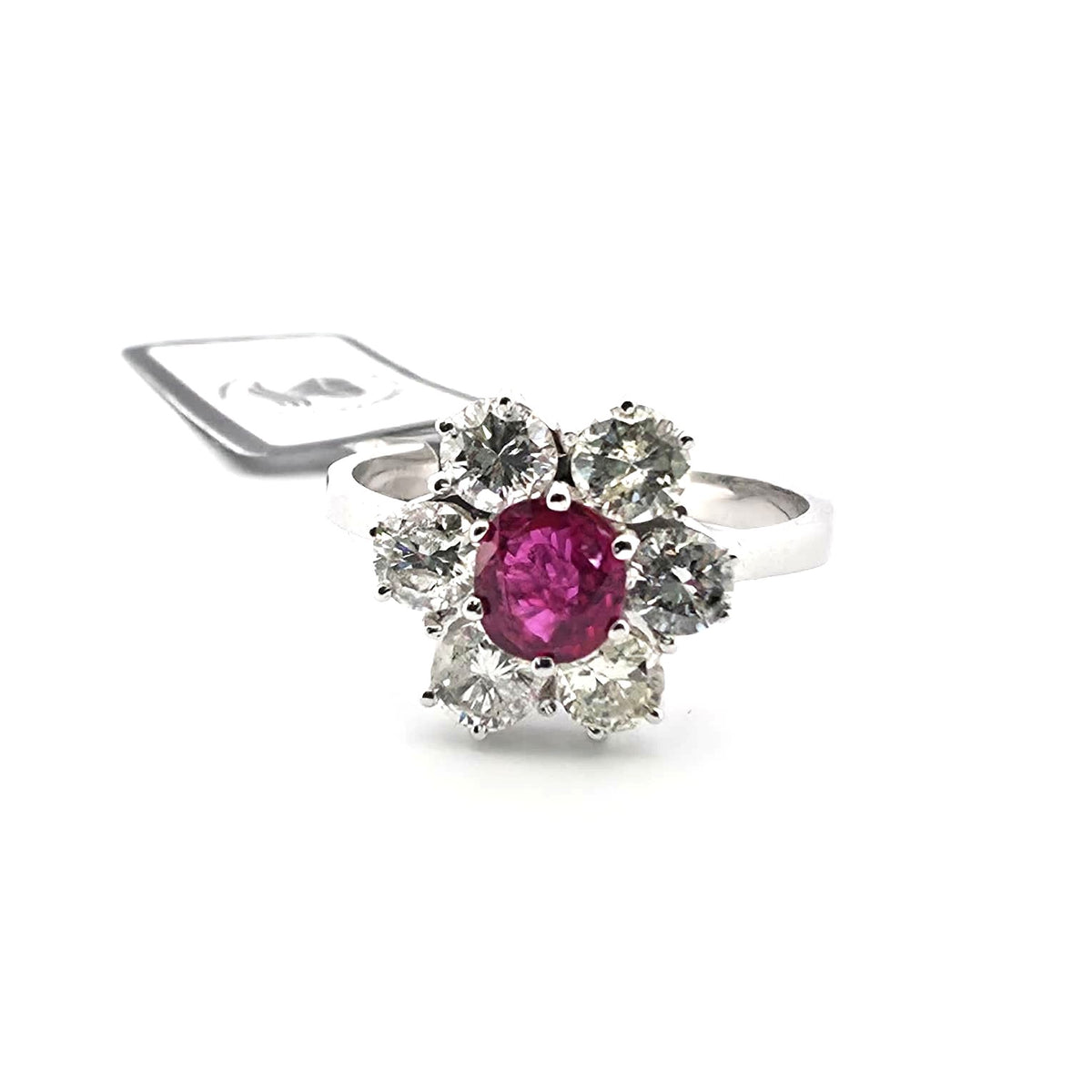 Bague Marguerite en or jaune, rubis et diamants