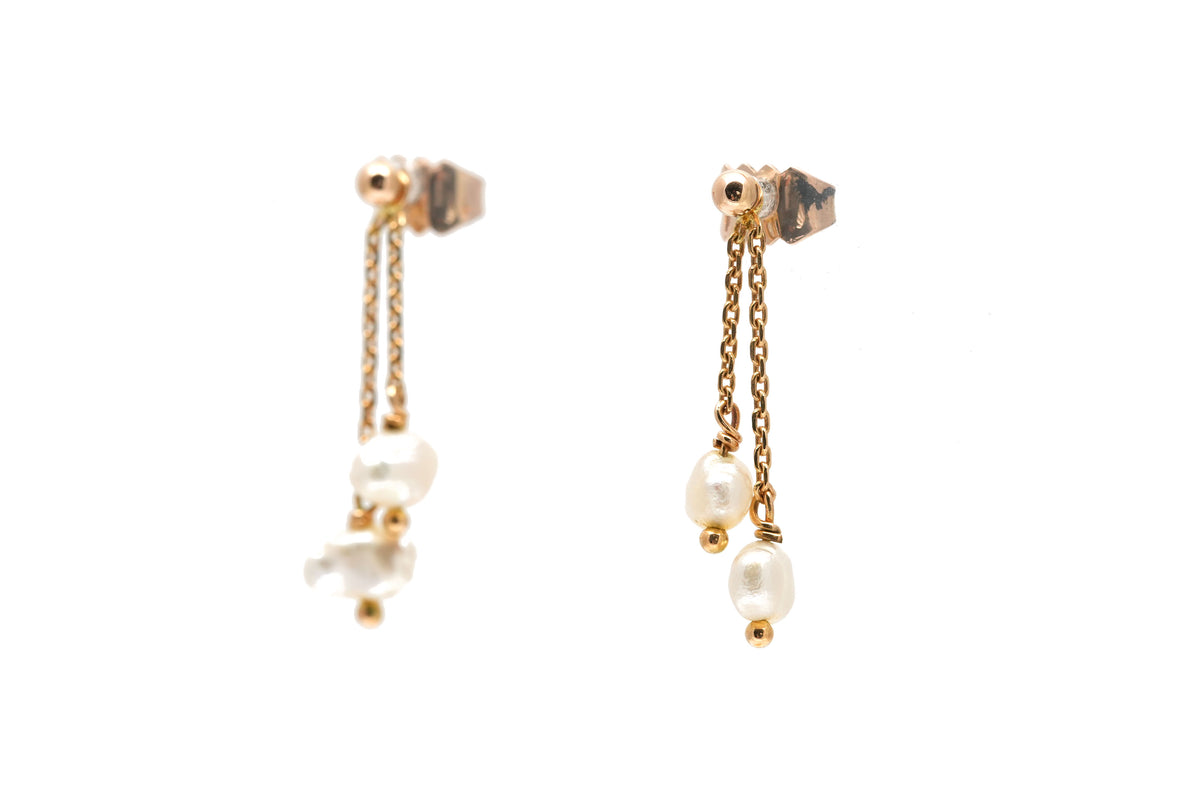 Boucles d'oreilles Pendantes en or jaune et perles