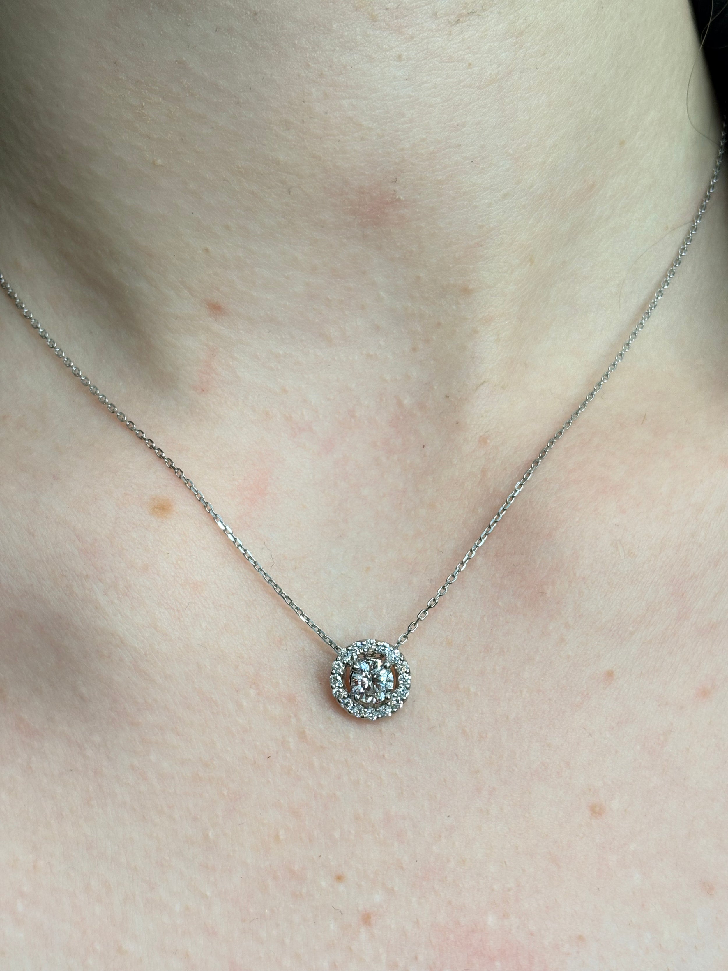 Collier Pendentif en or blanc et diamants