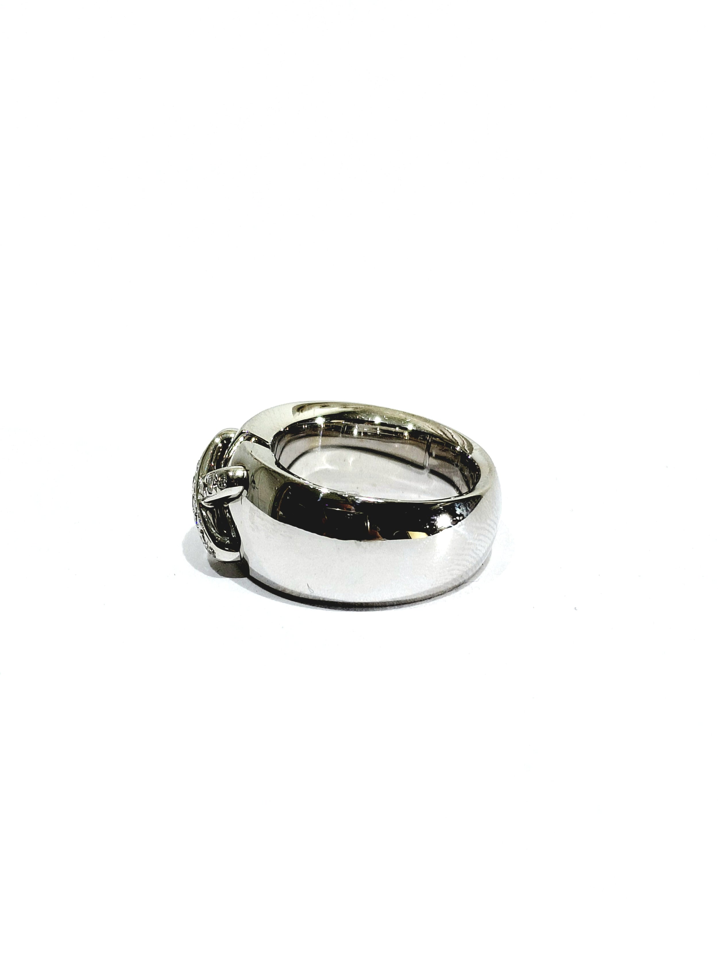 Bague CHAUMET en or blanc et diamants