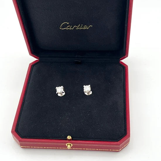 Boucles d'oreilles Puces CARTIER "Double C" en or blanc et diamants