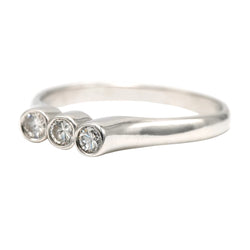 Bague Trilogie en or blanc et diamants