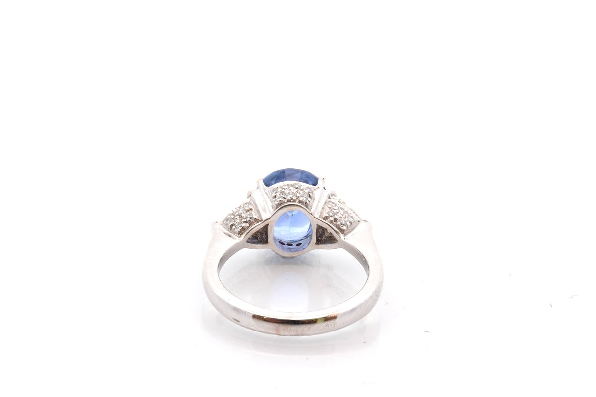 Bague Trilogie en or blanc, saphir et diamants