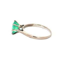Bague Solitaire en or blanc et émeraude