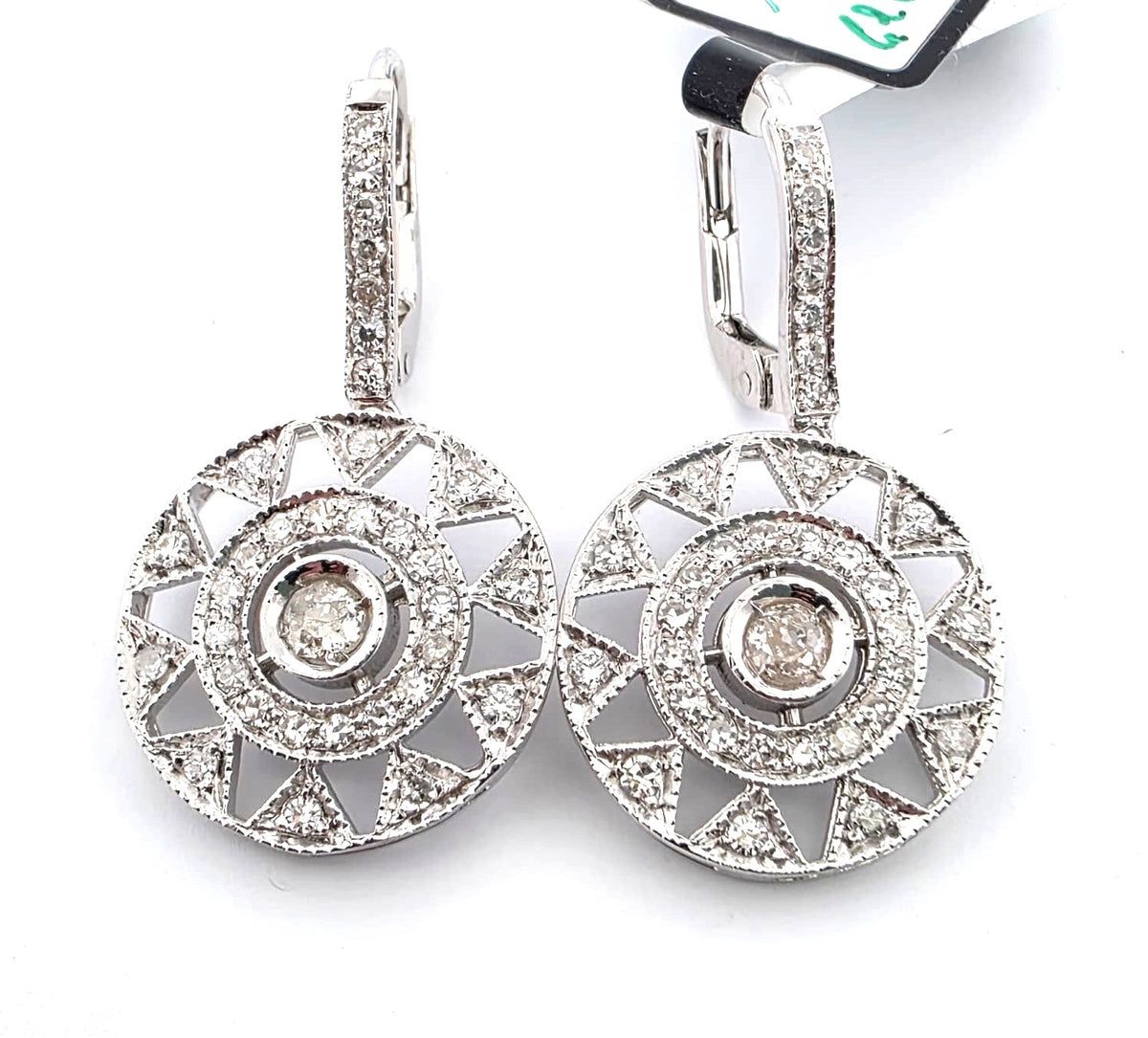 Boucles d'oreilles Pendantes en or blanc et diamants