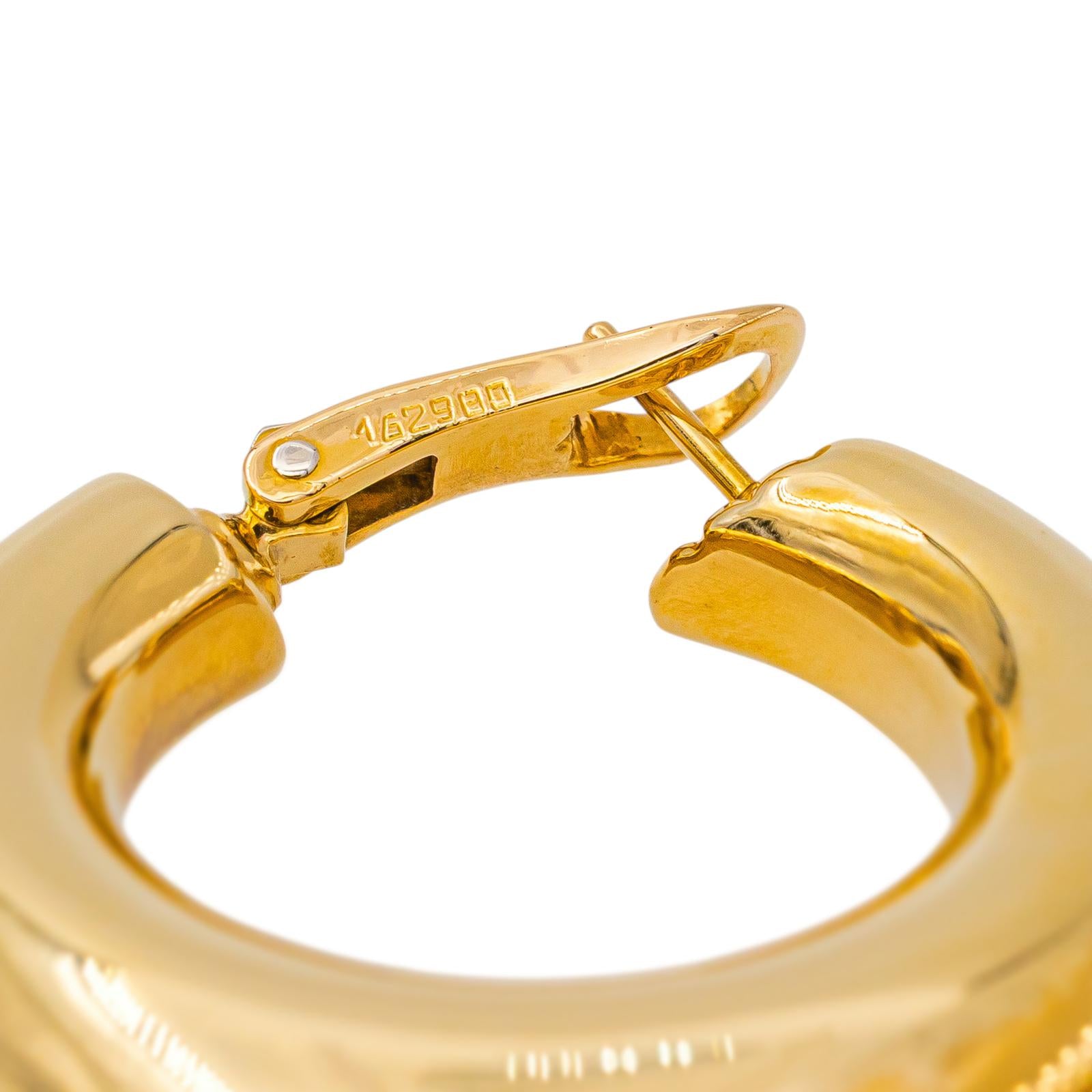 Chaumet Boucles d'oreilles Créoles  Or jaune