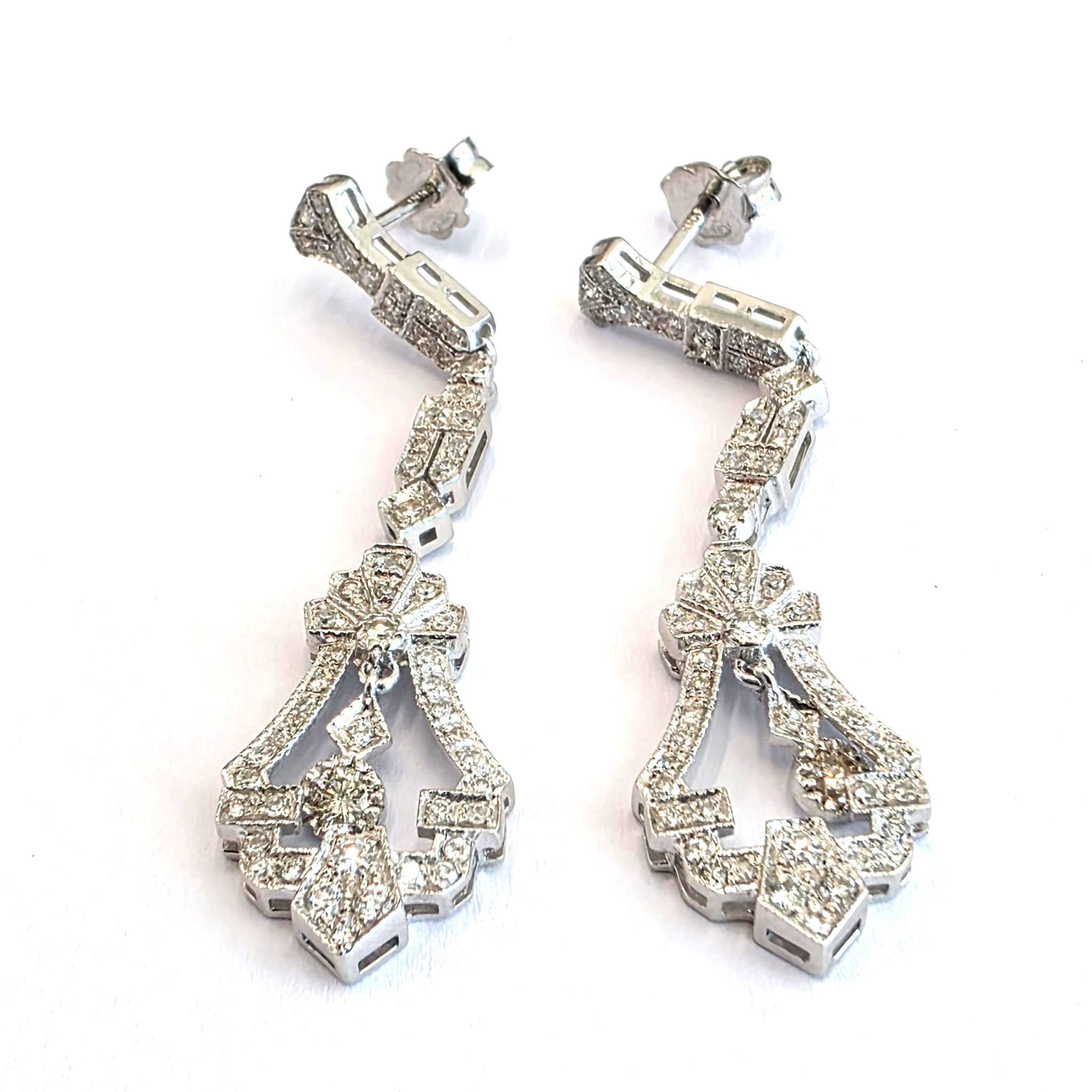 Boucles d'oreilles Pendantes en or blanc et diamants