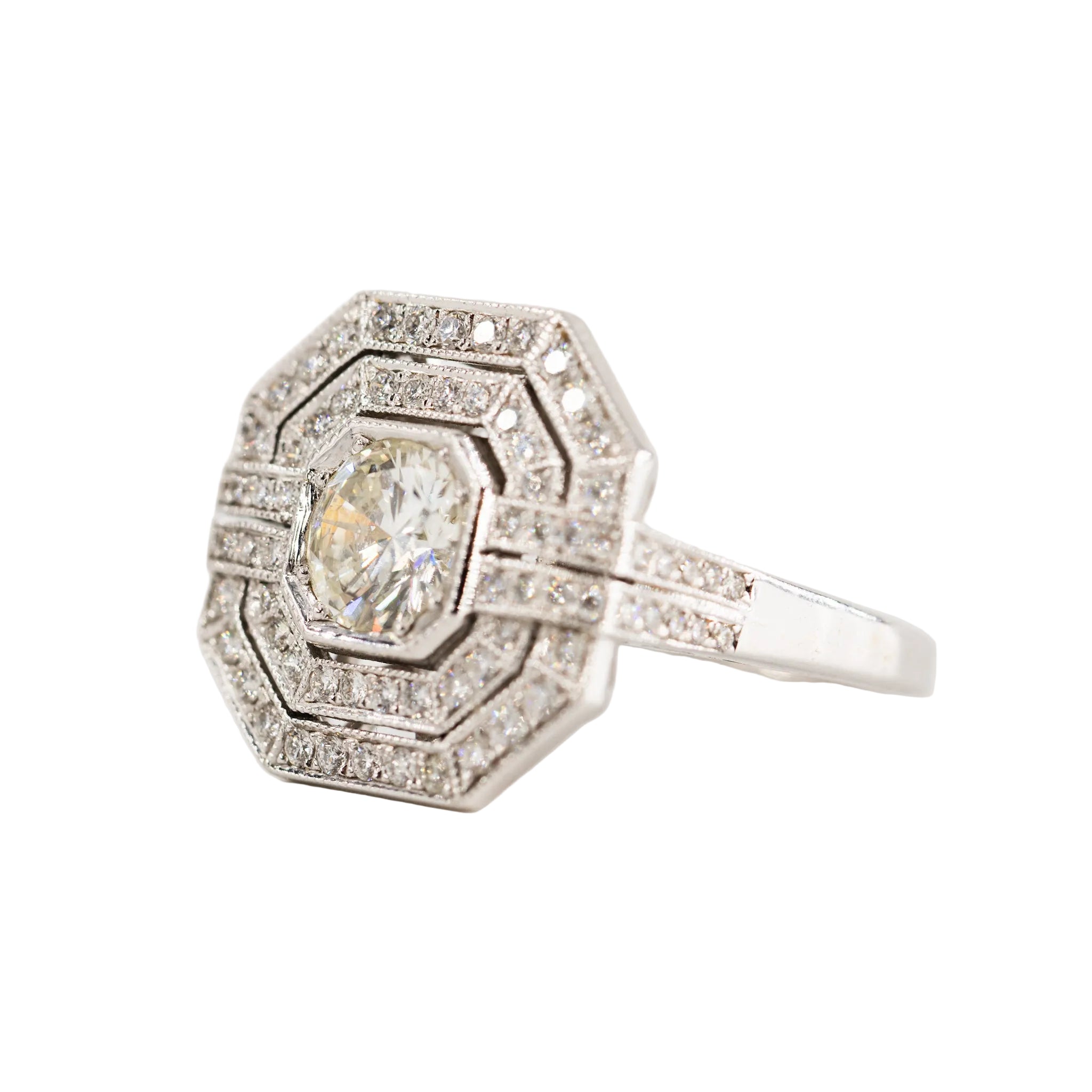 Bague Entourage en or blanc et diamants