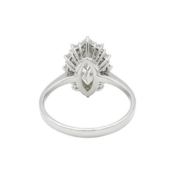 Bague Marquise en or blanc et diamants