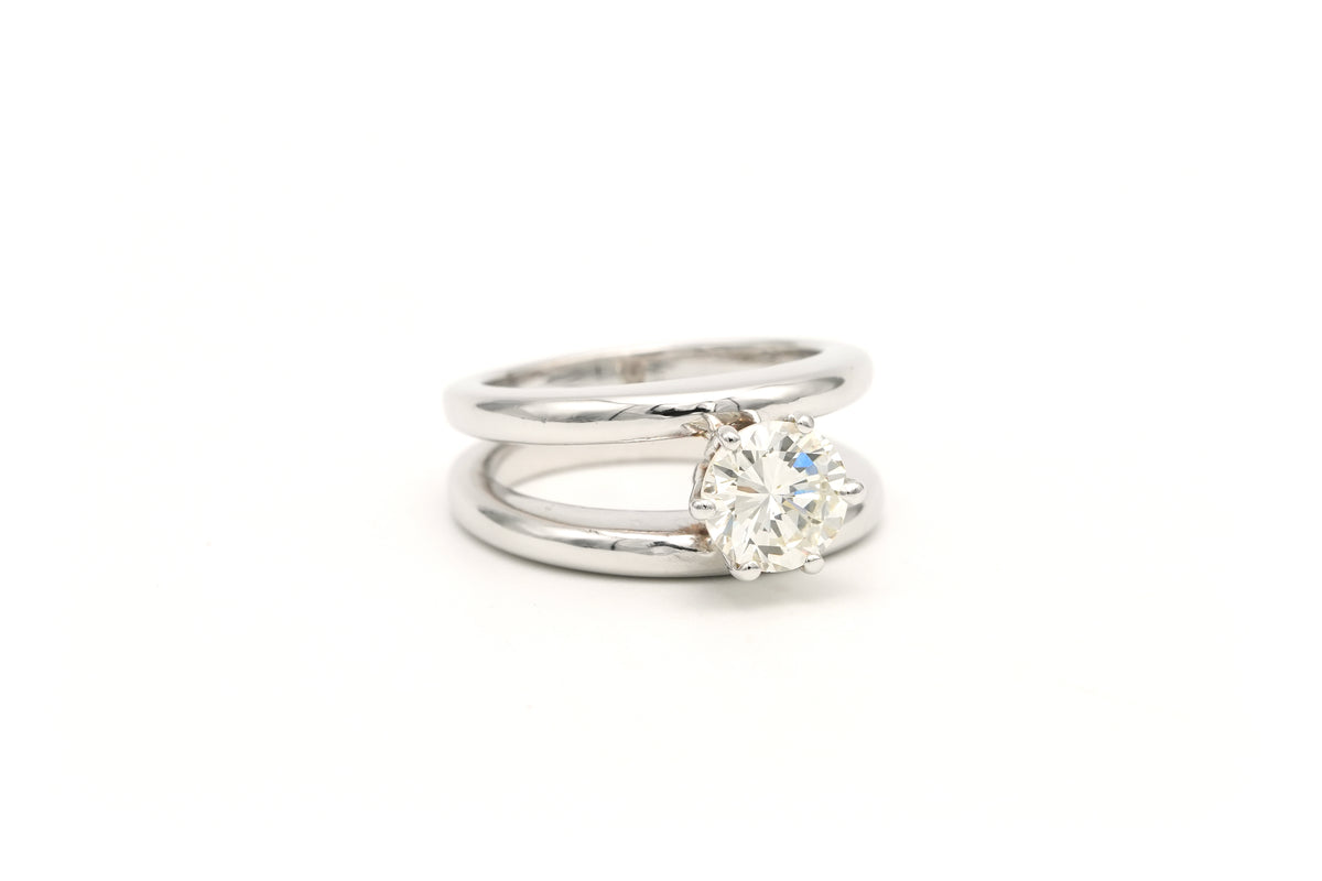 Bague Solitaire en or blanc et diamant