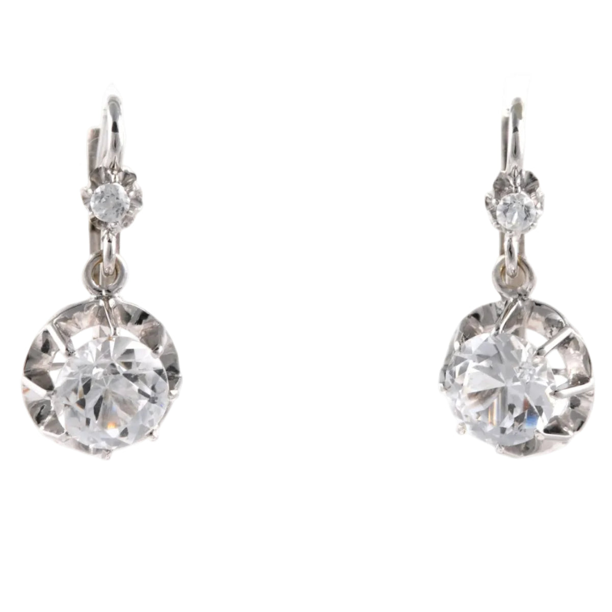 Boucles d'oreilles Dormeuses en or blanc et zirconiums