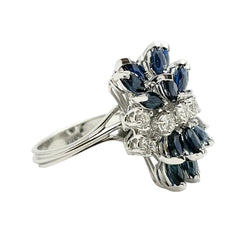 Bague Cocktail en or blanc, saphirs et diamants