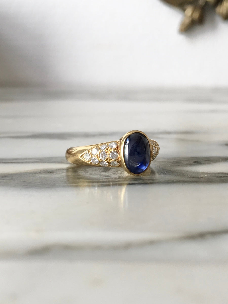Bague en or jaune 18 carats  saphir et diamants