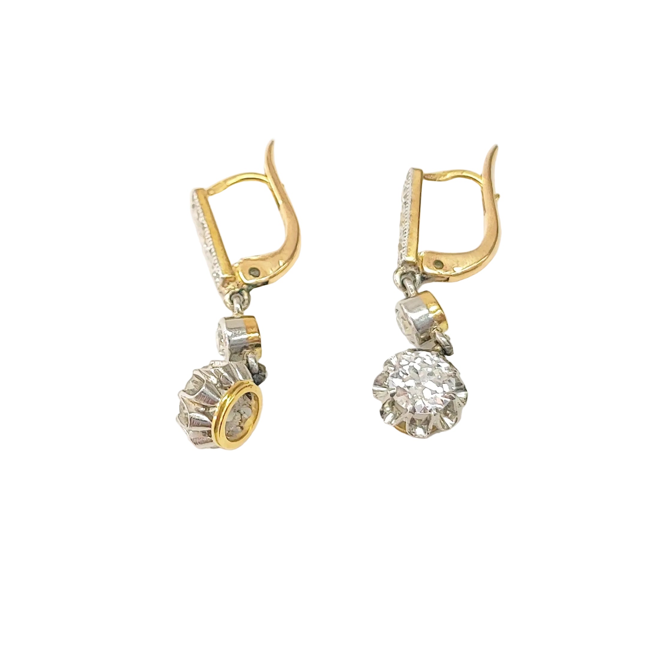 Boucles d'oreilles Dormeuses en or blanc, or jaune et diamants