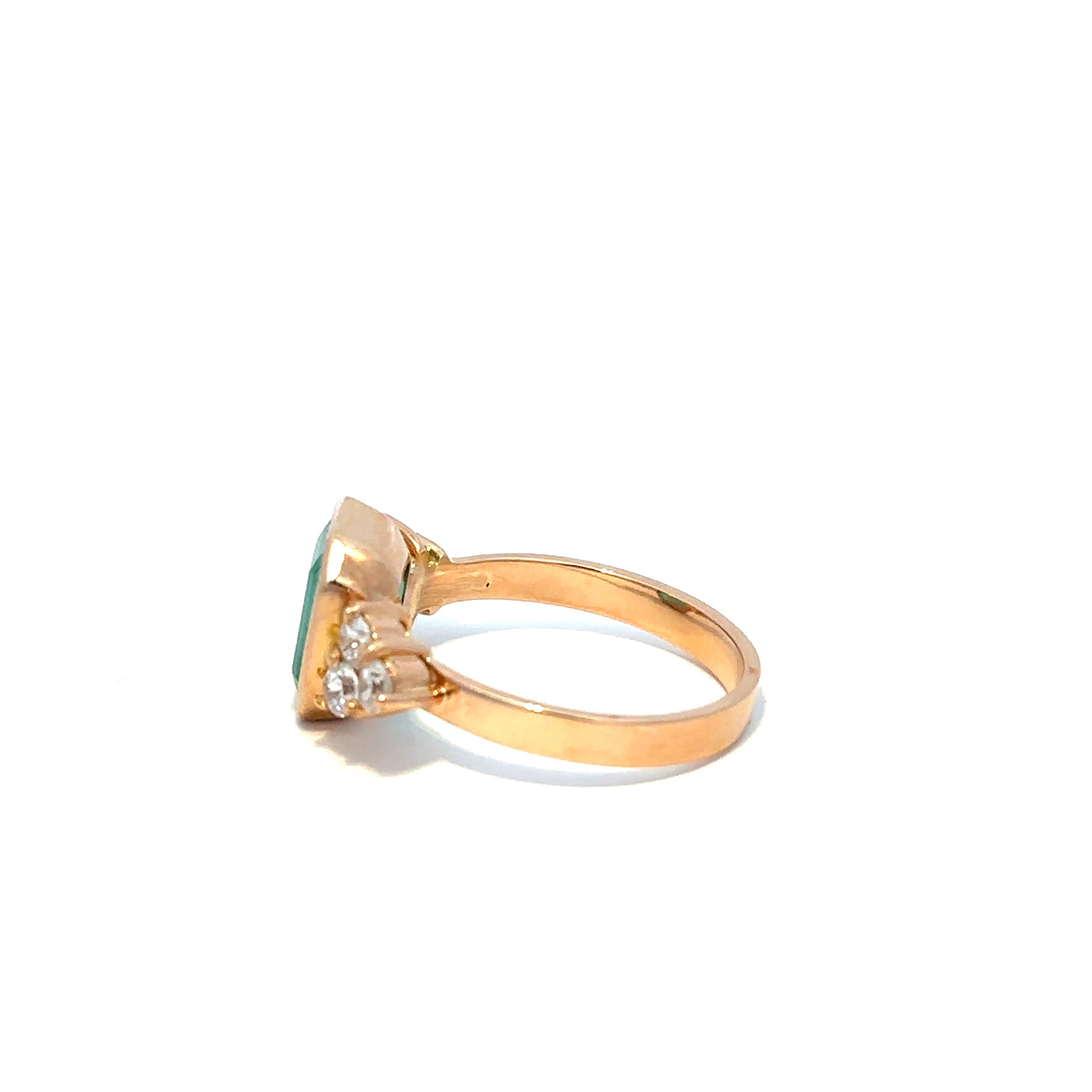 Bague Trilogie en or jaune, émeraude et diamants