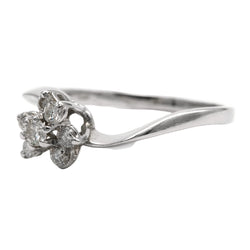 Bague Marguerite en or blanc et diamants