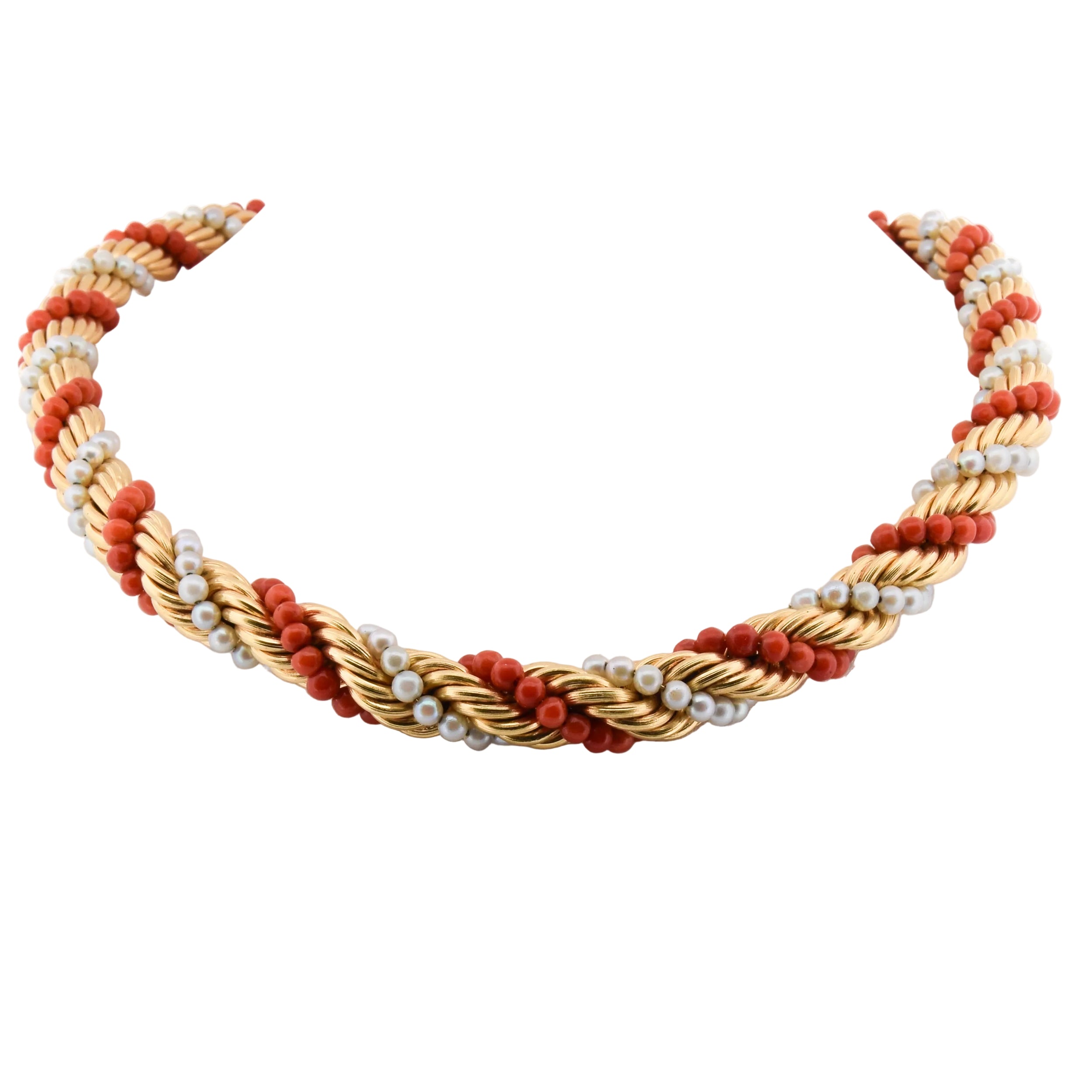 Parure en or jaune, corail et perles