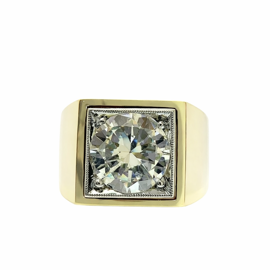 Bague Chevalière en or jaune, platine et diamants