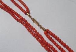 Collier Choker deux rangs en corail de Méditerranée et or Rose