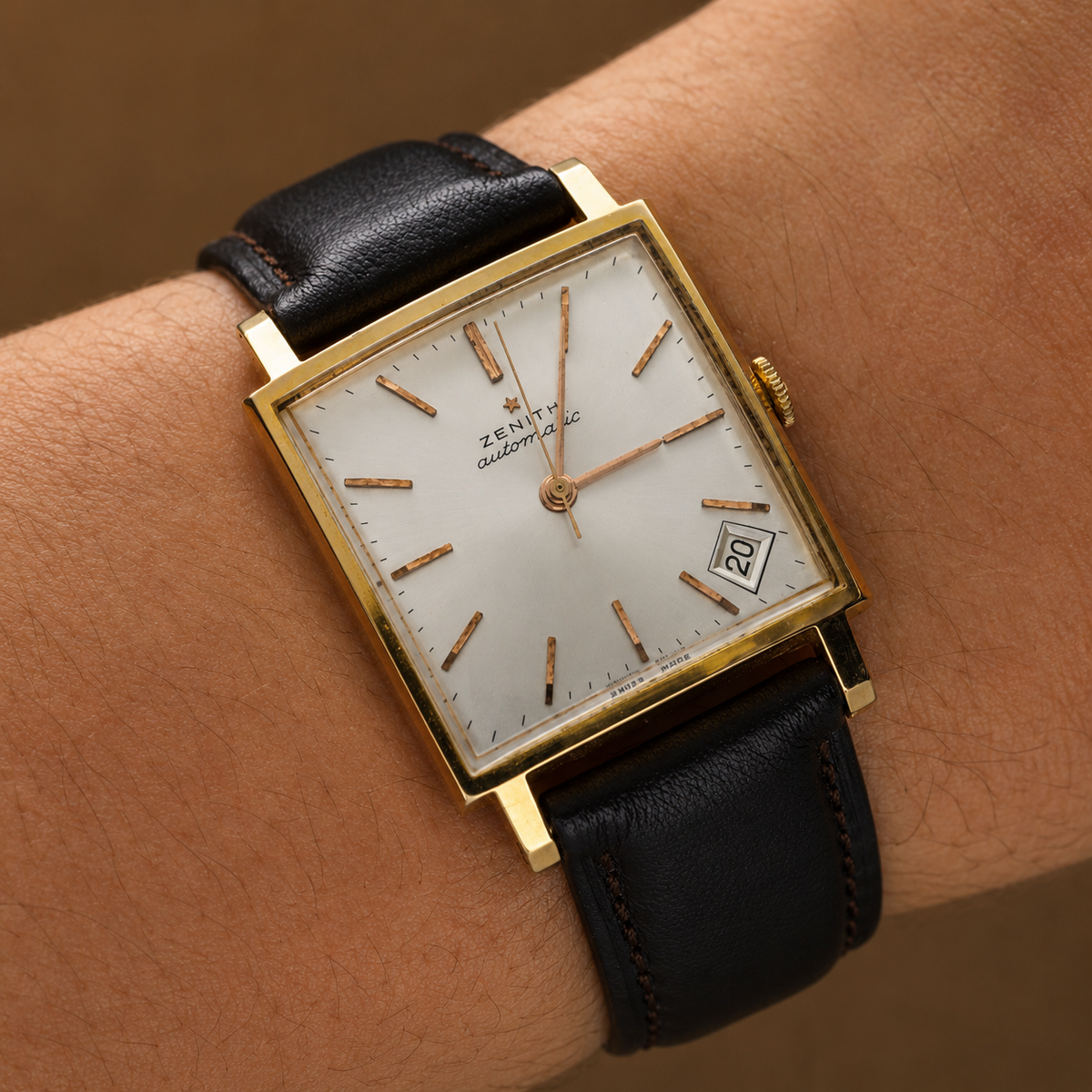 Montre ZENITH "Square" en laminé
