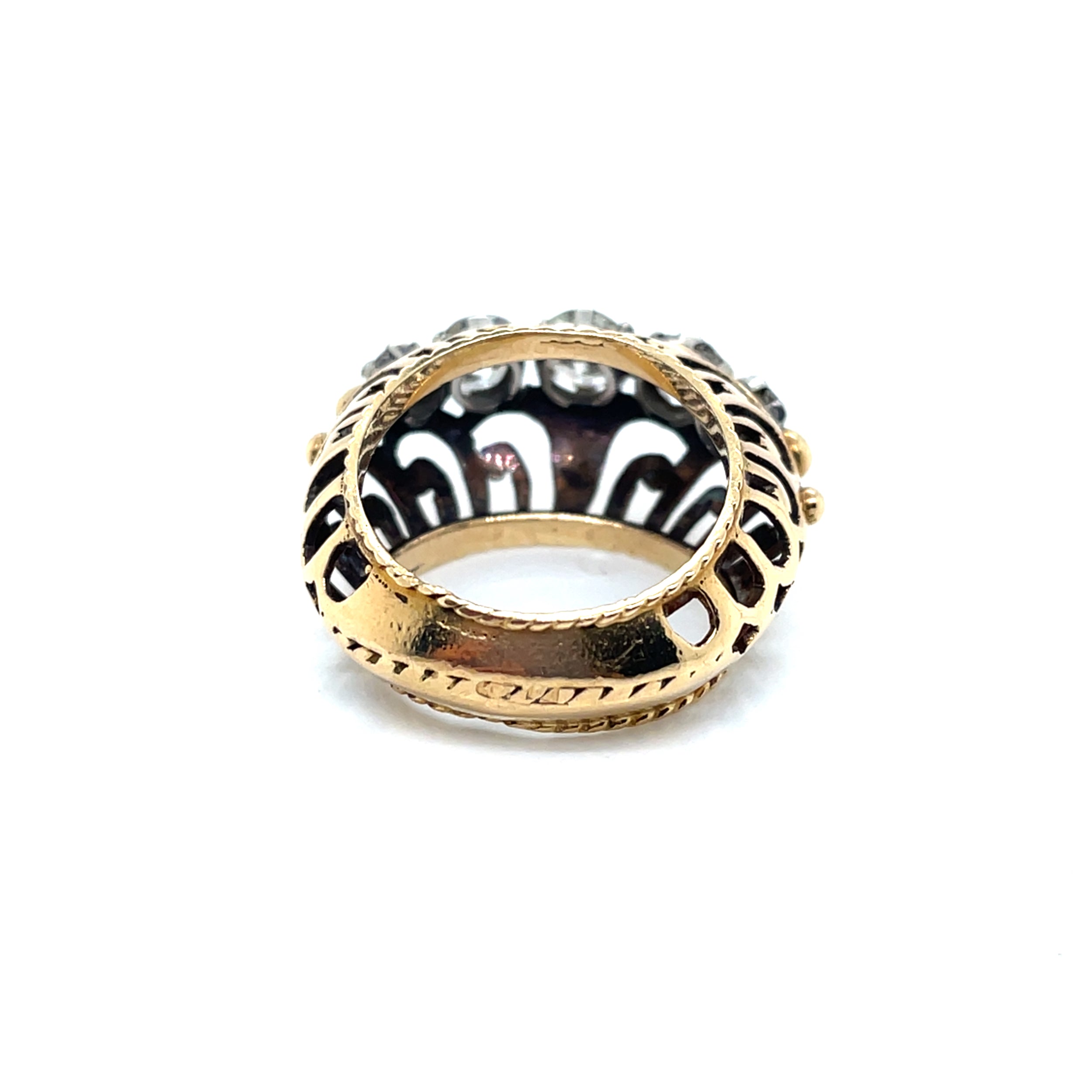Bague tank jarretière en or jaune et diamants