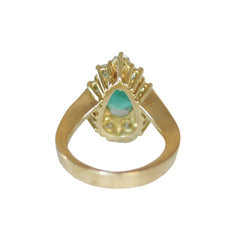 Bague Entourage en or jaune, émeraude et diamants