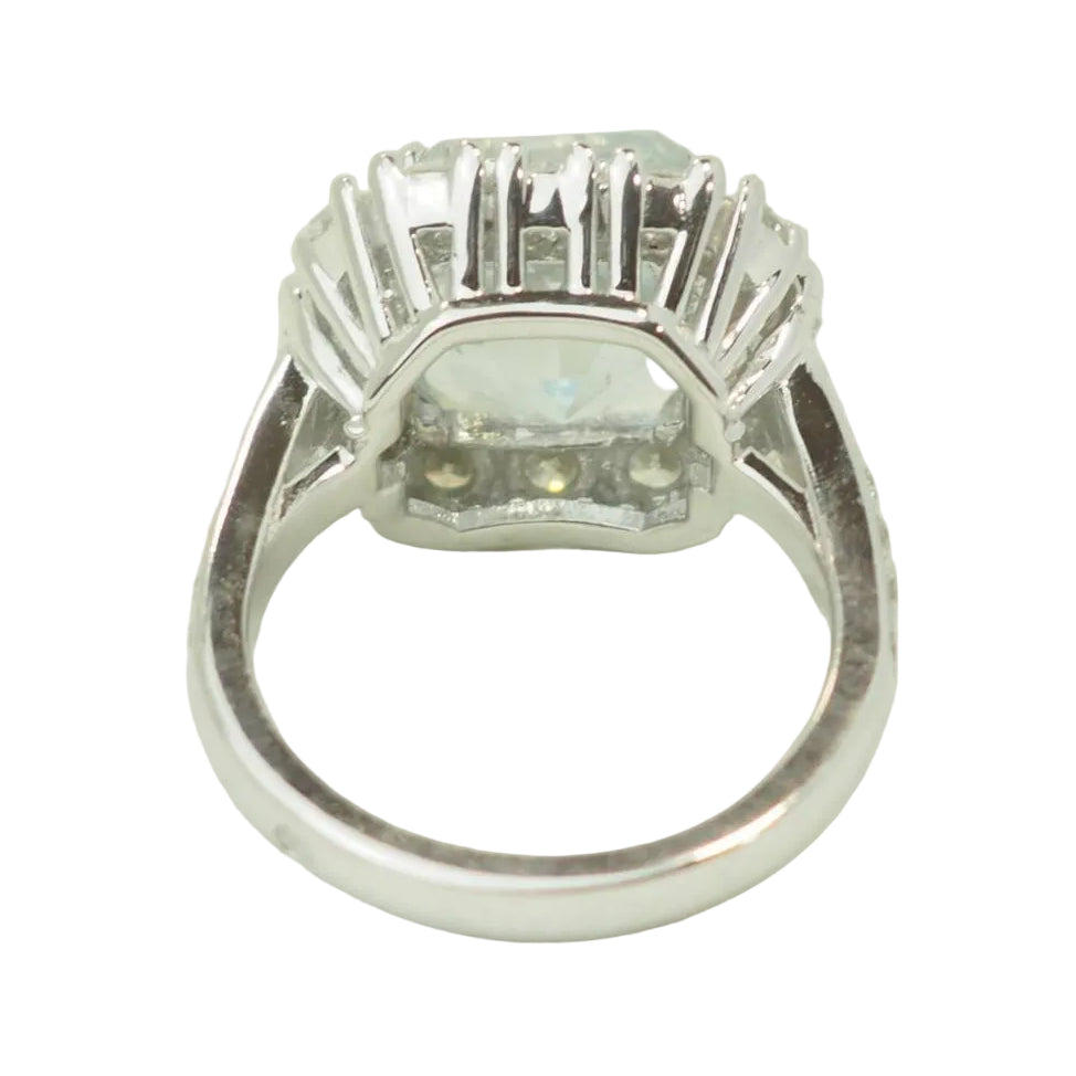 Bague Entourage en or blanc, aigue-marine et diamants