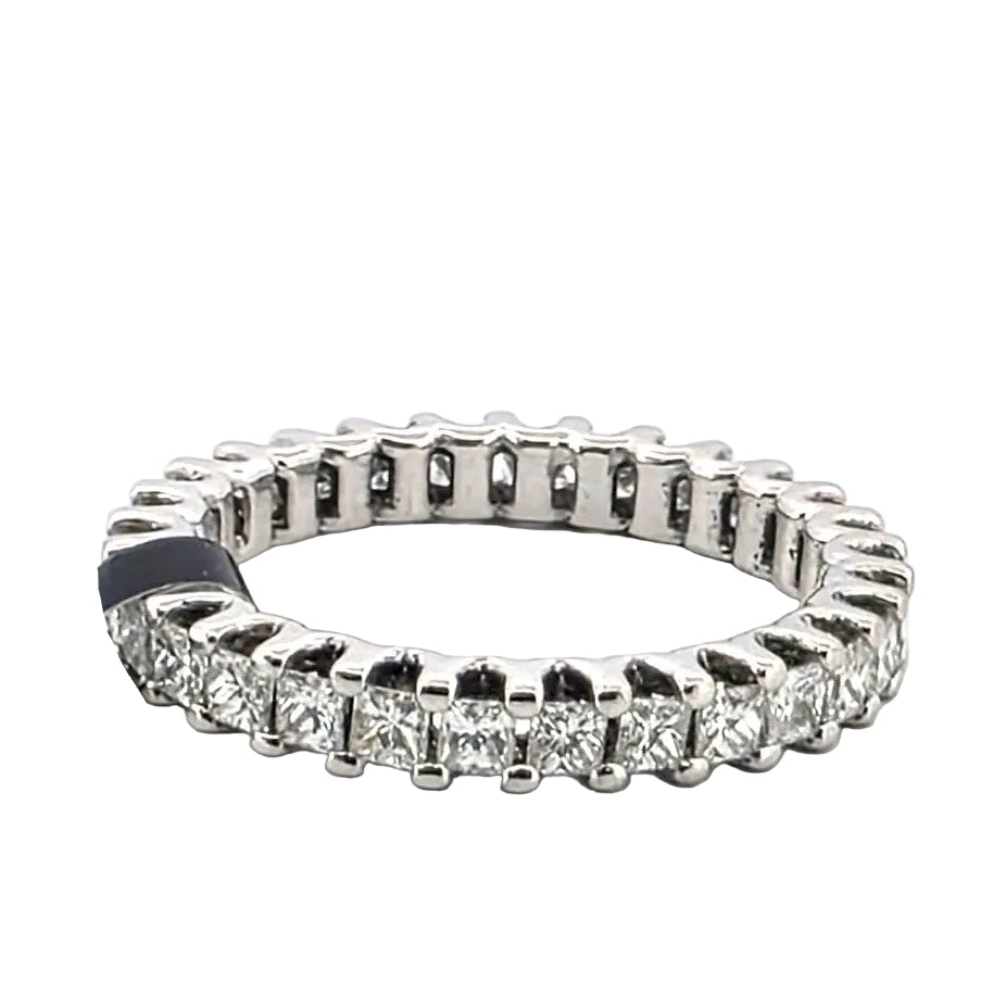 Bague Alliance en or blanc et diamants