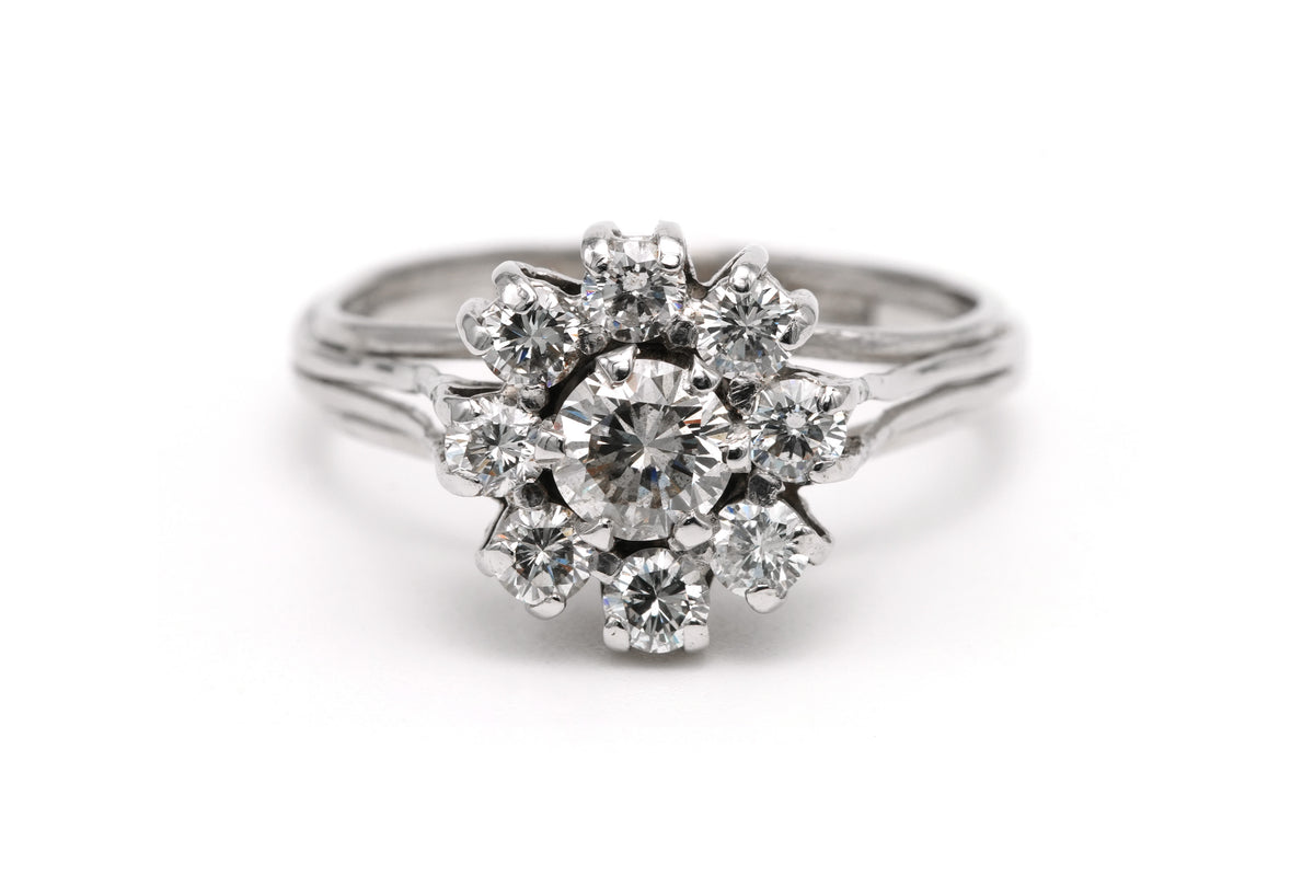 Bague Marguerite en or blanc et diamants