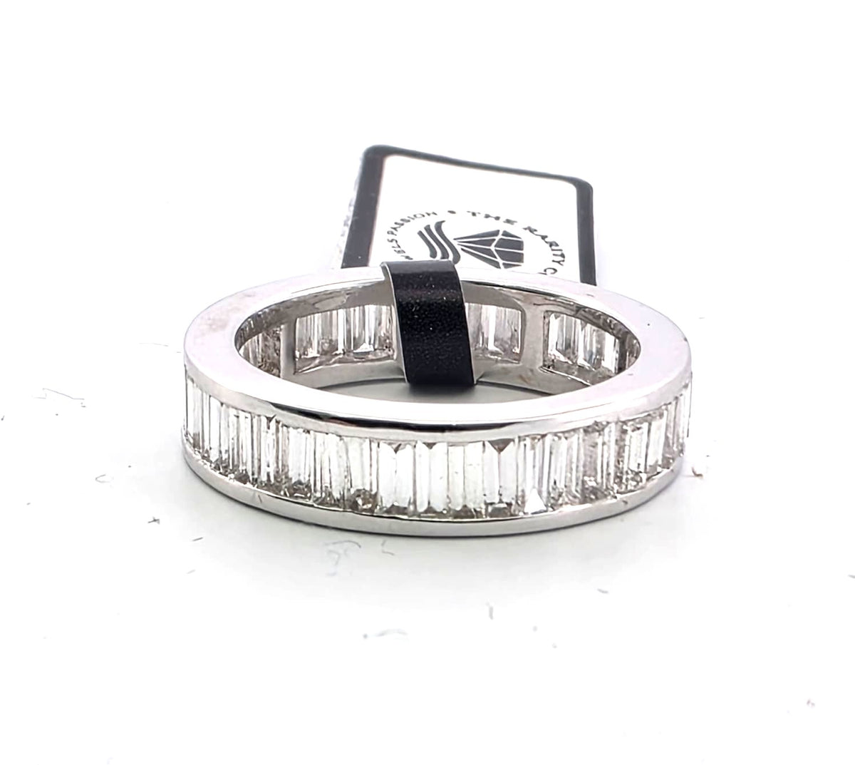 Bague Alliance en or blanc et diamants