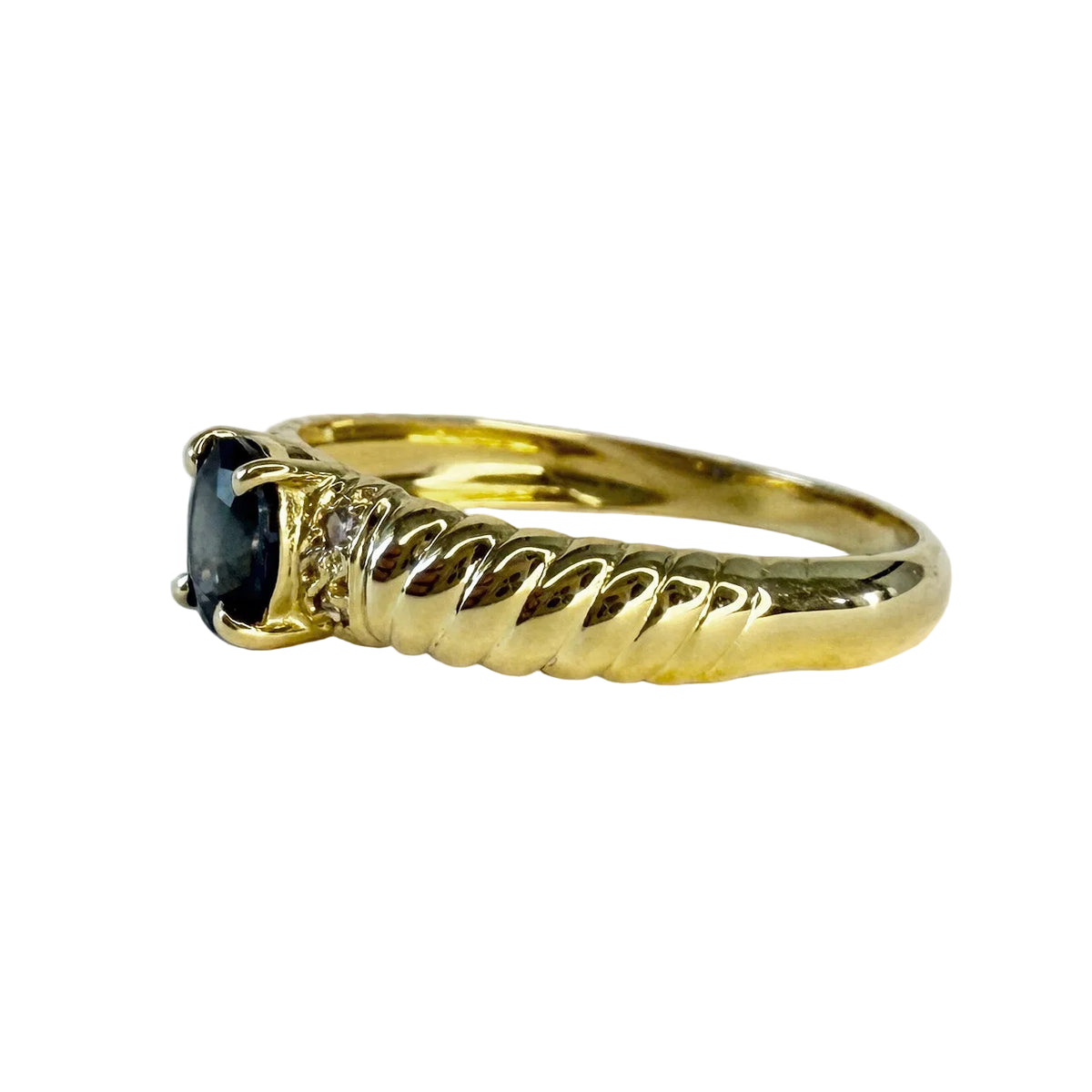 Bague Jonc en or jaune, saphir et diamants