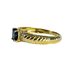 Bague Jonc en or jaune, saphir et diamants