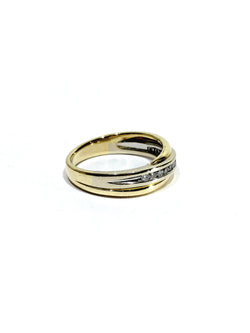 Bague en or jaune et diamants