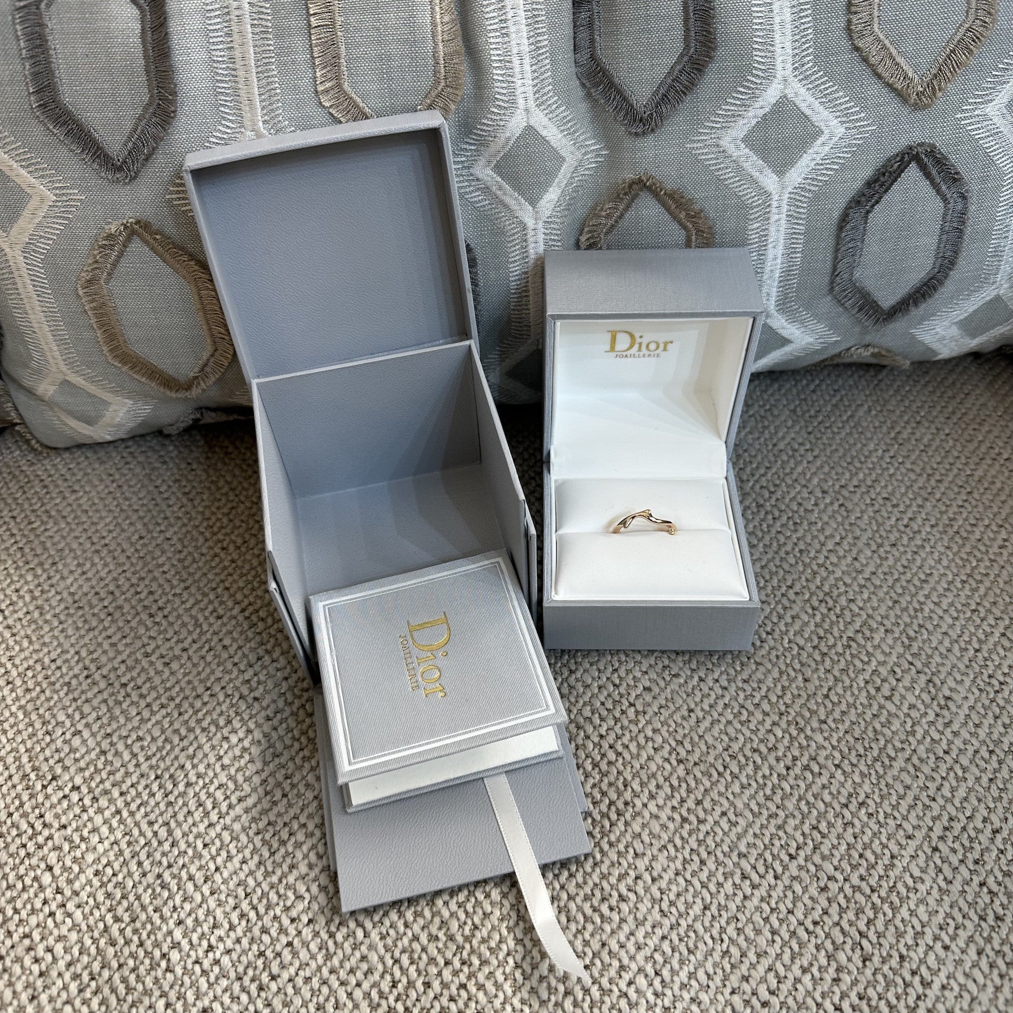 Bague DIOR Bois de Rose en or rose