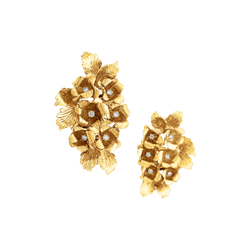 Boucles d'oreilles "Fleurs", or jaune et diamants.