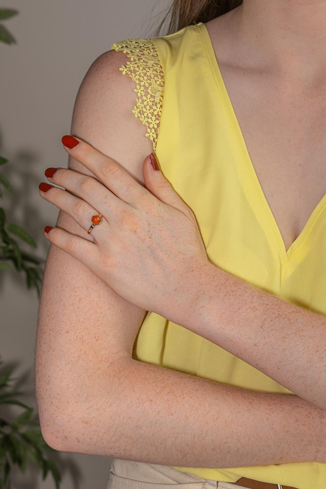 Bague  Solitaire  Or rose  Corail
