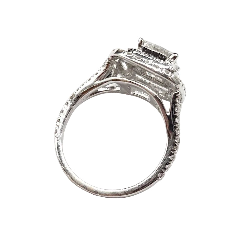 Bague Entourage en or blanc et diamants
